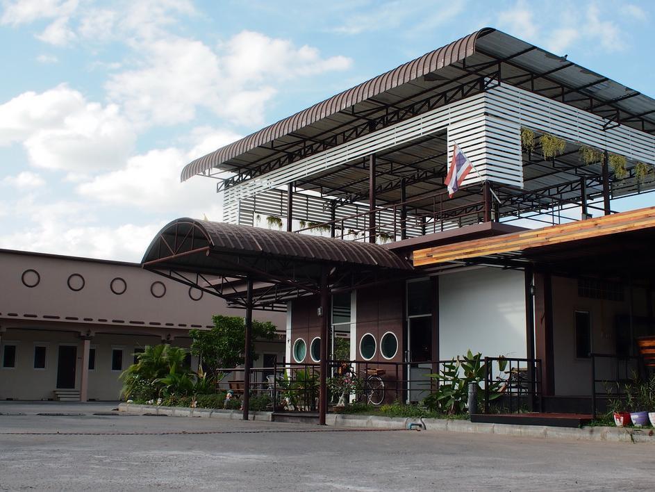 Surintara Resort Exterior foto